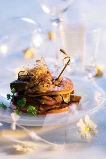 Club sandwich with foie gras and apples rennet