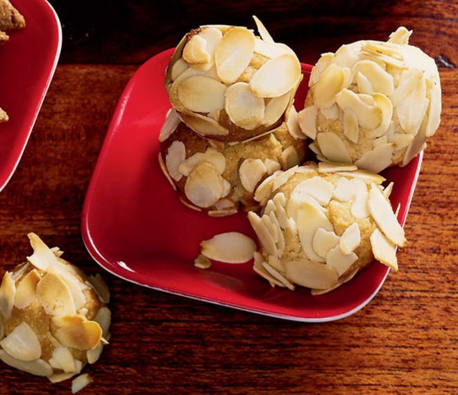 Marzipan cookies
