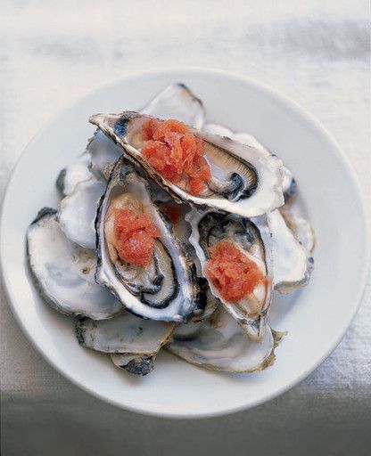Cocktail bloody mary oyster