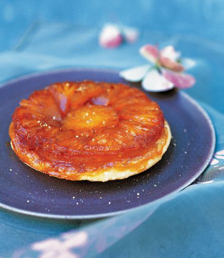 Tartlets with pineapple