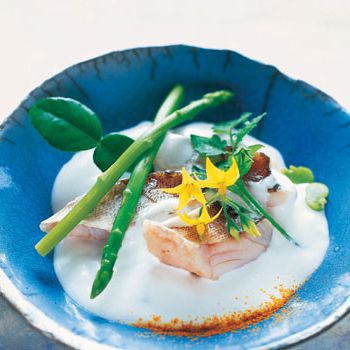 Soup hake in coconut milk