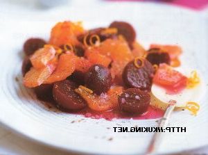 Beetroot salad with oranges