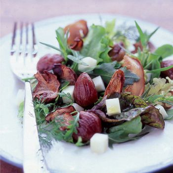 Salad with mushrooms