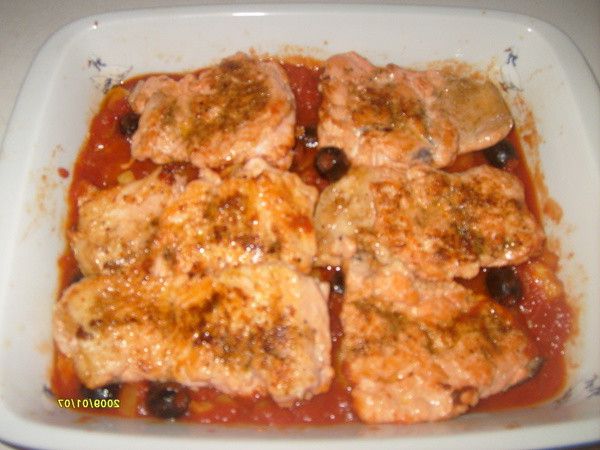 Salmon, trout with black olives.