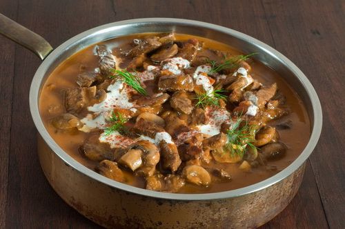 Stroganoff cooked meat