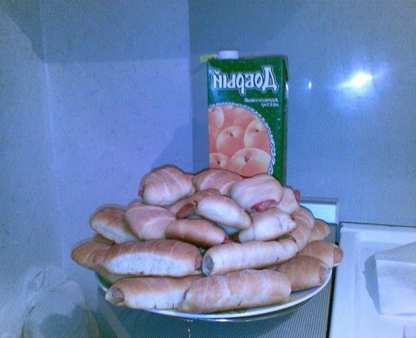 Bagels with sausage