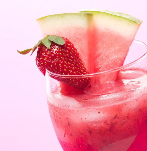 Watermelon-strawberry lemonade