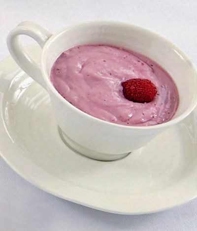 Tofu Mousse with strawberries