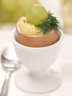 Scrambled eggs in shells