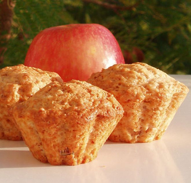 Apple muffins with walnuts and cinnamon