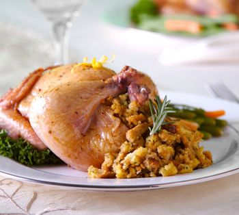Chicken with dried fruit and nuts