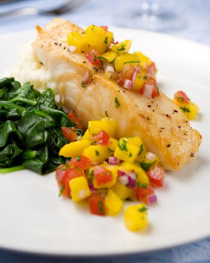 Perch with vegetables in lemon sauce