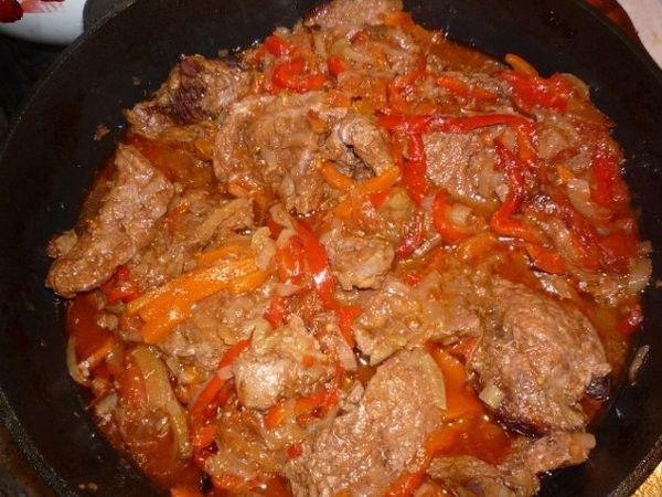 Beef with sweet pepper