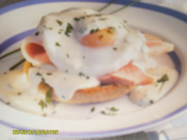 Eggs Benedict