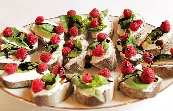 Compliment with ricotta unagrande