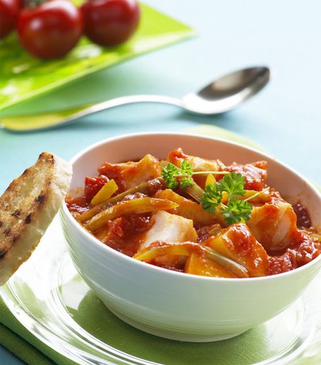 Goulash in a Mediterranean-style multivarka