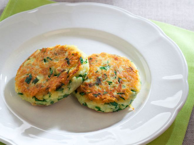 Cutlets from onions and potatoes