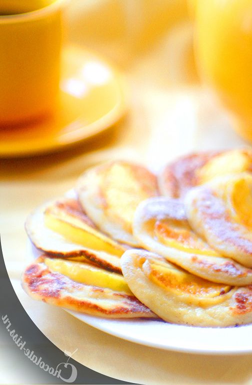 Pancakes with apples and cream cheese