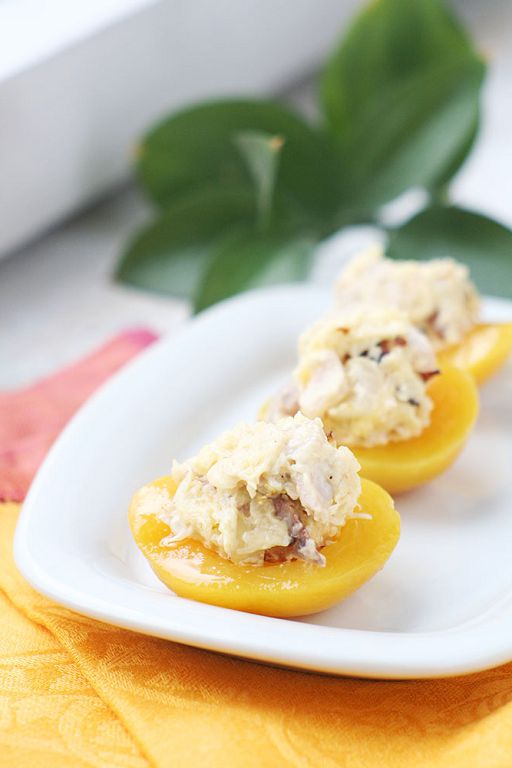 Peaches stuffed with chicken and cheese