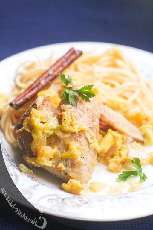 Chicken, baked in cream with pumpkin