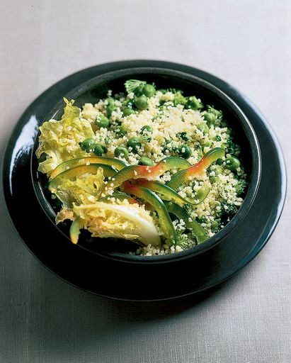 Couscous salad with green peas