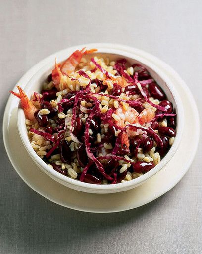 Salad with shrimp and beans