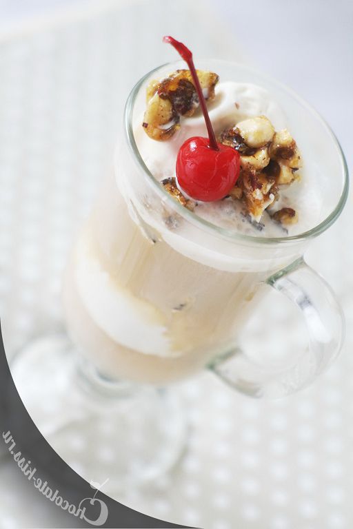 Ice cream with nuts and espresso from Jamie Oliver