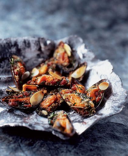Mussels with minadlem