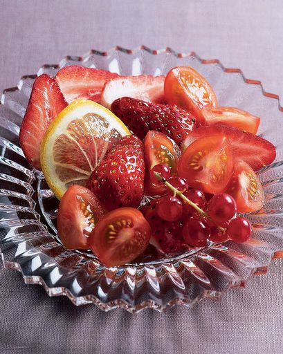 Salad with strawberries, tomatoes