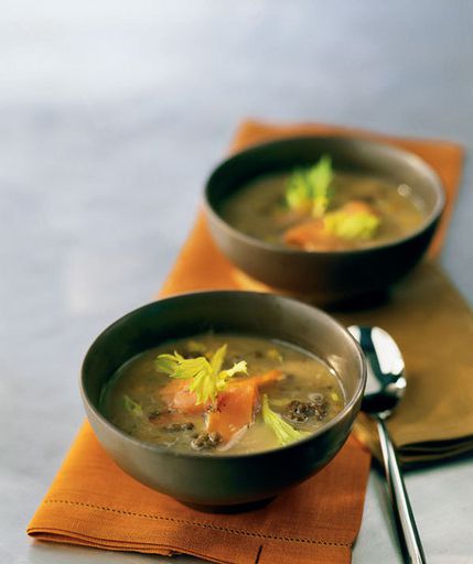 Cream of lentils with marinated salmon