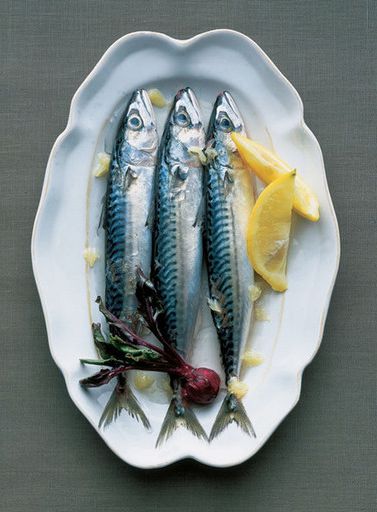 Mackerel with lemon