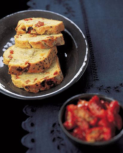 Cake with artichokes