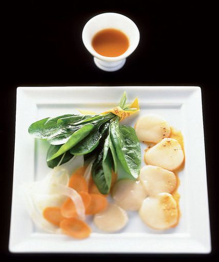 Scallops with carrots