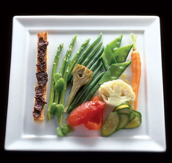 Warm vegetables with tapenade