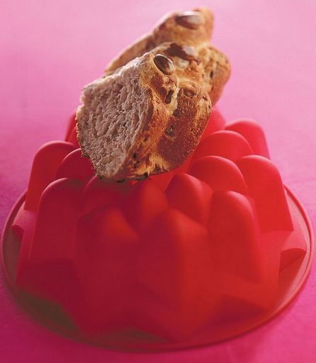 Kuglof (Christmas cake)