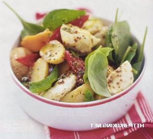 Potato salad with roasted pepper
