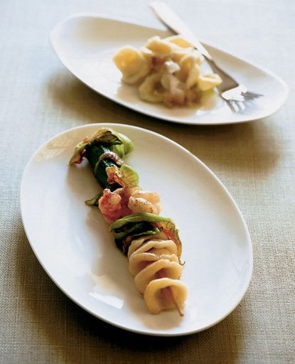 Gnocchi with prawns on a skewer