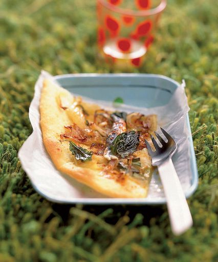Cake with anchovy and onion