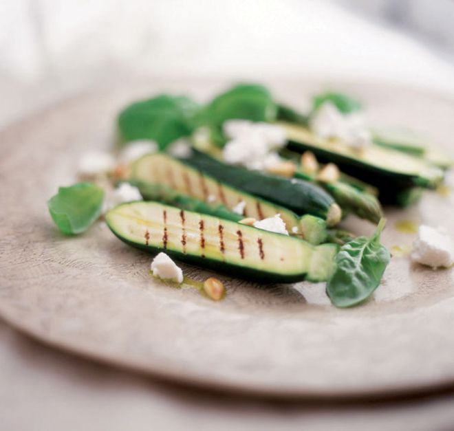 Zucchini with goat cheese and pine nuts