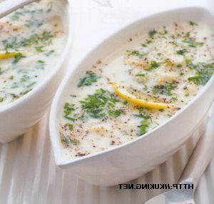The broth with lemon and herbs