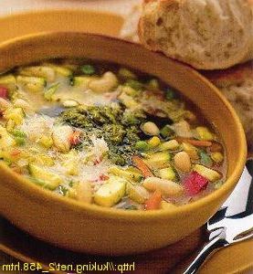 A pot of white beans and pesto