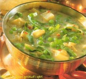 Indian soup with potatoes and peas