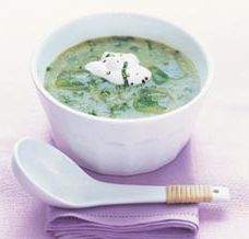 Cold cucumber soup with mint
