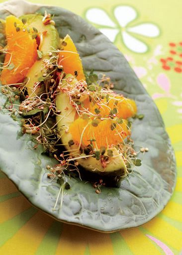 Avocado salad with sprouts