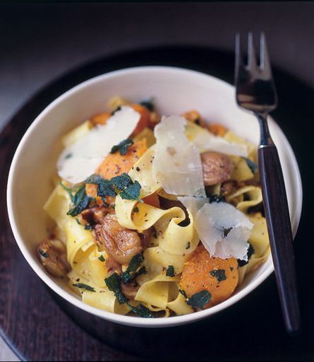 Pappardelle with chestnut and walnut paste