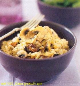 Risotto with mushrooms and cheese