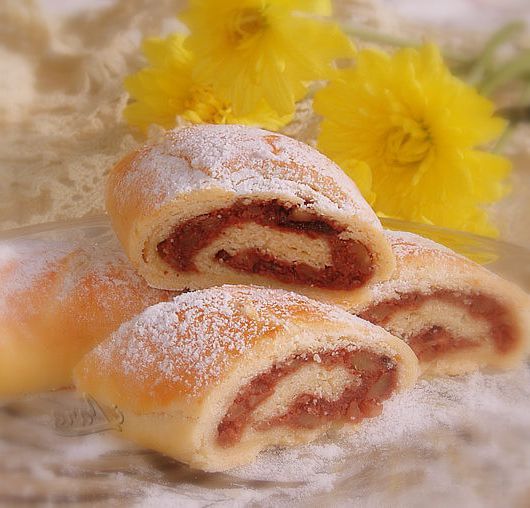 Autumn and winter home strudel
