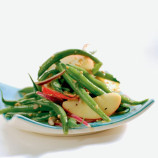 Salad of apples and green beans Salad of apples and green beans