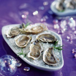 Oysters with lemon zest