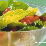 Salad with roasted peppers and spinach Salad with roasted peppers and spinach